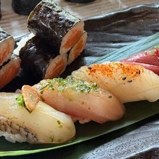 Lunch Nigiri Mixed 4pc